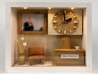 สั่งทำ นาฬิกาไม้ ของที่ระลึกให้ต่างชาติ ให้เจ้านาย ของขวัญให้ลูกค้า คู่ค้า ใส่รูปและข้อความได้ : The CEO